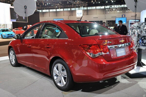 Chevrolet Cruze Clean Diesel - Chicago Auto Show 2013 Photos 