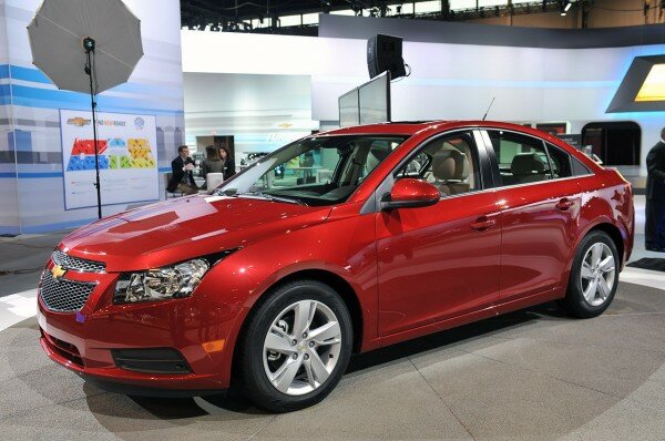 Chevrolet Cruze Clean Diesel - Chicago Auto Show 2013 Photos