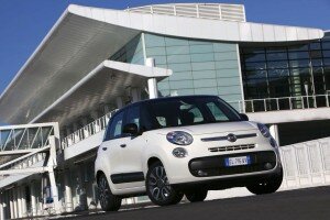 Fiat 500L Photos