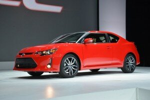 Scion tC live at 2013 New York Auto Show photos