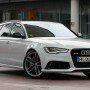 2013 Audi RS6 Avant front angle view