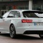 2013 Audi RS6 Avant rear angle view