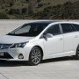 2013 Toyota Avensis photos