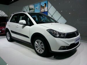 Suzuki SX4 live at 2013 Shanghai Motor Show photos