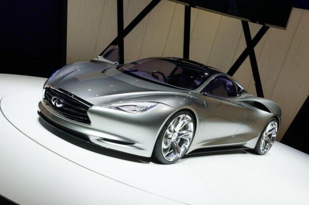 Infiniti Emerg-E concept live in Geneva Motor Show