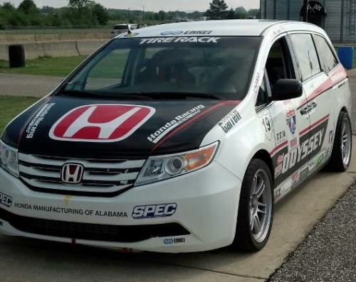 Honda Odyssey minivan for Pikes Peak Hill Climb Photos