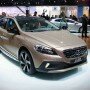 2013 Volvo V40 Cross Country Photos