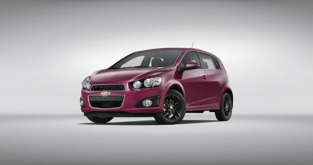 2014 Chevrolet Sonic in Deep Magenta Metallic Photos