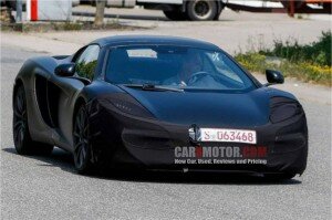 2014 McLaren MP4-12C facelift spy photo