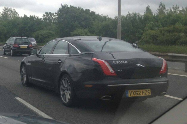 2016 Jaguar XJ Spy Photos