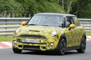 2014 MINI Cooper five-door spy photo