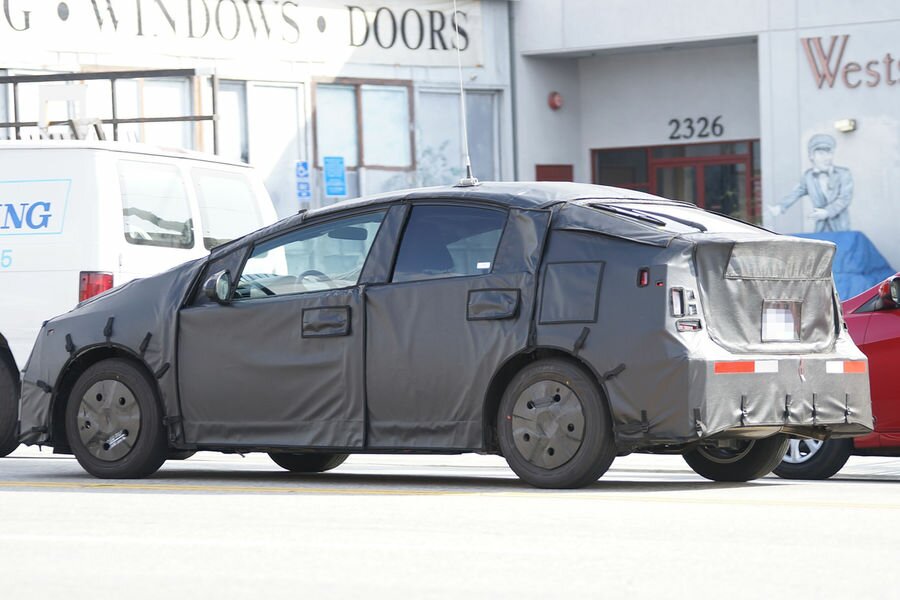 2015 Toyota Prius Spy Photos