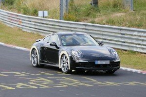 New Porsche 911 version spy photo